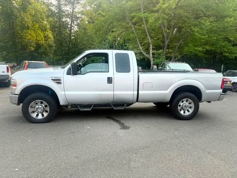 Used 2008 Ford F250 FX4 AWD/4WD image 4