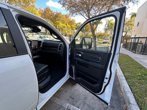 New 2025 RAM 3500 Laramie w/ Max Tow Package image 34