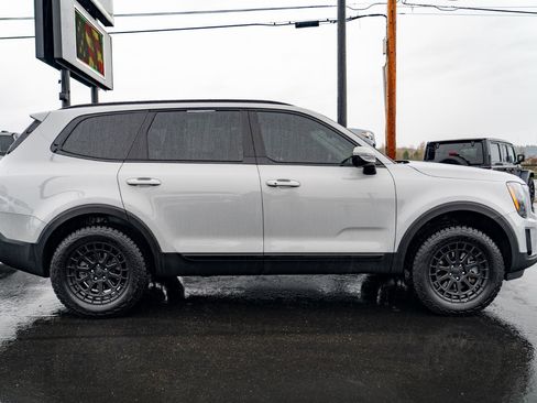 Used 2022 Kia Telluride SX w/ SX Prestige Package AWD/4WD image 8