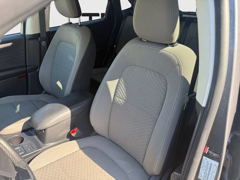 Used 2022 Ford Escape SE w/ Cold Weather Package AWD/4WD image 24