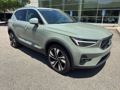 Used 2025 Volvo XC40 B5 Ultra