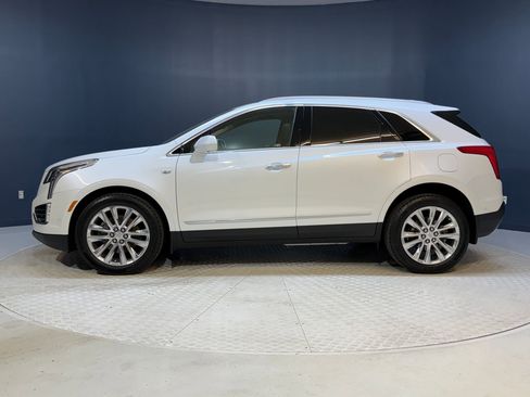 Used 2018 Cadillac XT5 Platinum w/ Driver Assist Package image 2