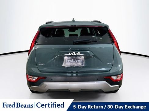 Used 2023 Kia Niro EX FWD image 9