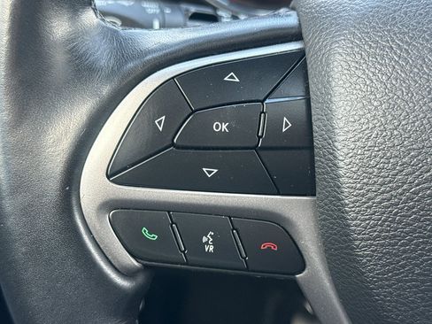 Used 2022 Jeep Grand Cherokee Limited AWD/4WD image 18