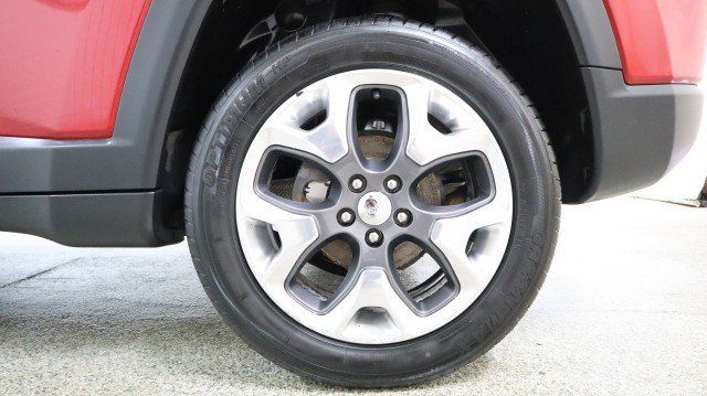 Used 2018 Jeep Compass Limited AWD/4WD image 20