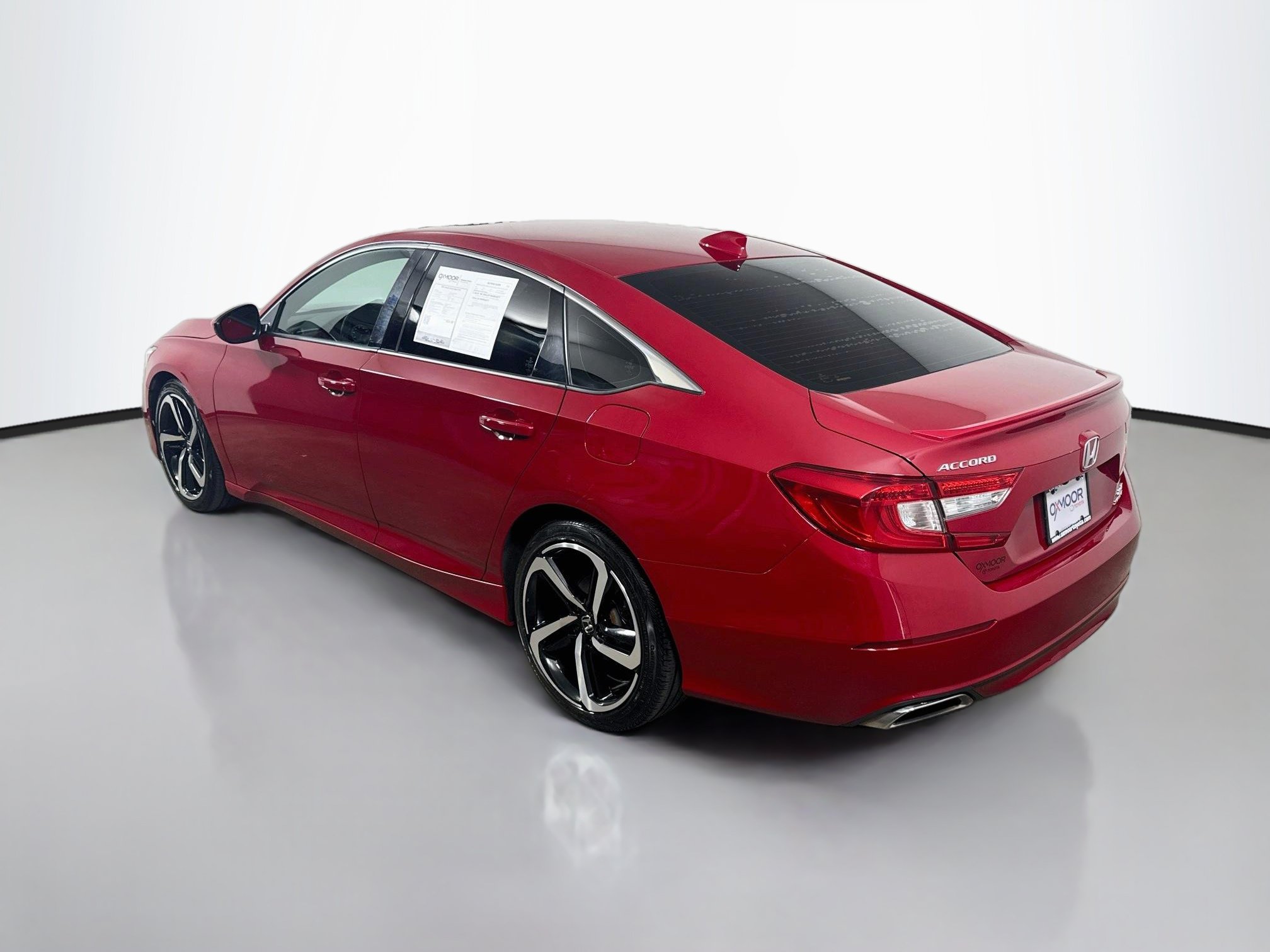 Used 2018 Honda Accord Sport image 5