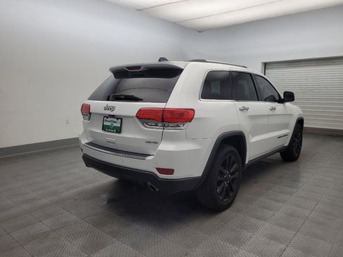 Used 2017 Jeep Grand Cherokee Limited RWD image 9
