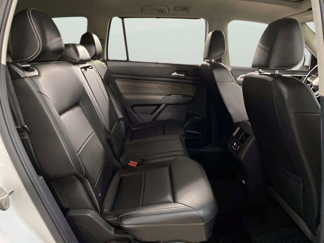 Used 2021 Volkswagen Atlas SEL R-Line FWD image 25