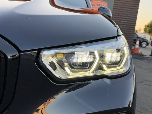 Used 2020 BMW X5 M50i w/ Executive Package AWD/4WD image 5