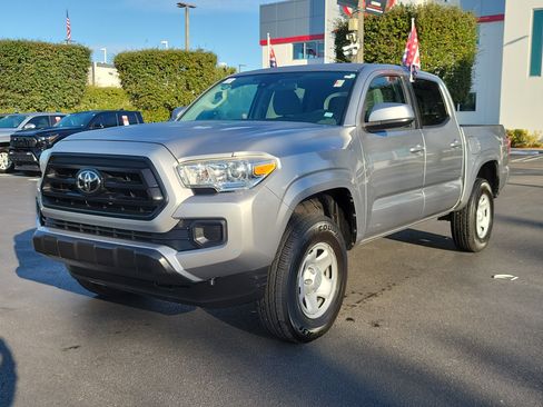 Used 2020 Toyota Tacoma SR w/ SR Convenience Package image 6