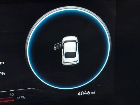 Certified 2025 Hyundai Elantra SEL image 20