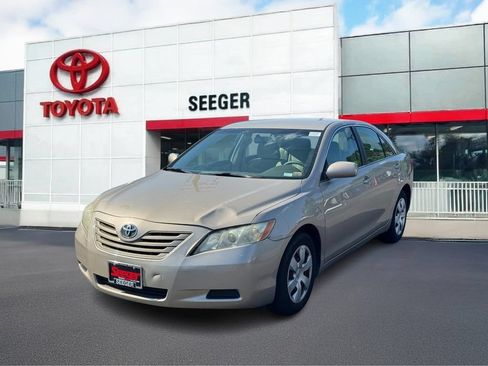 Used 2008 Toyota Camry LE FWD image 11