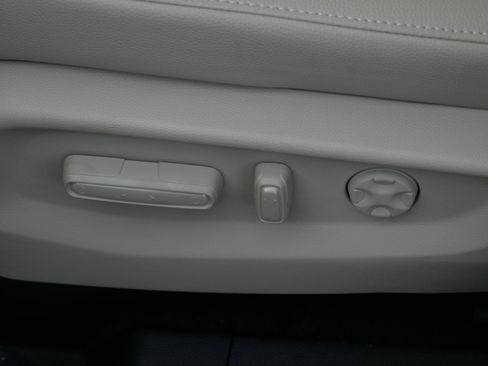 New 2026 Honda Odyssey EX-L image 16