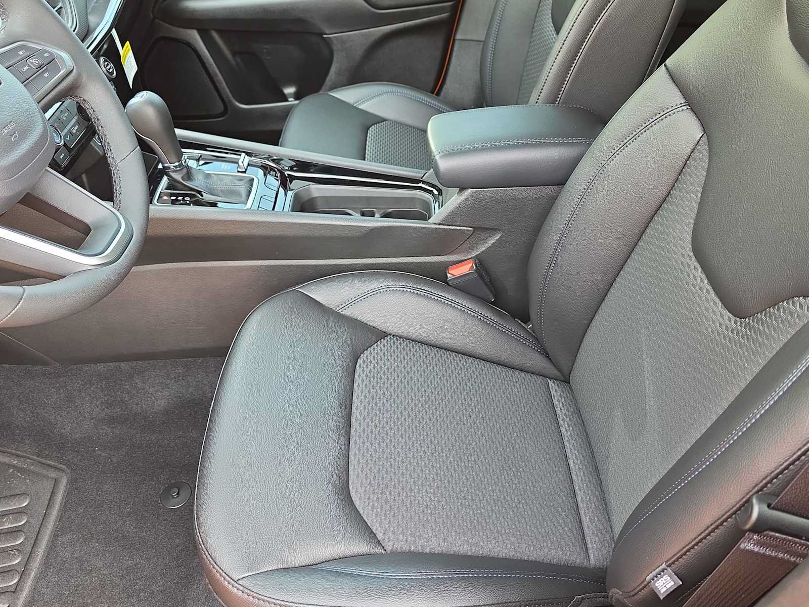 New 2026 Jeep Compass Latitude AWD/4WD image 15