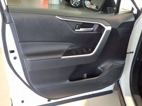 Used 2023 Toyota RAV4 XLE image 10