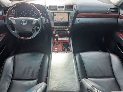 Used 2011 Lexus LS 460 L w/ Luxury Pkg image 15