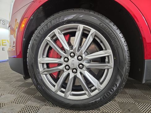 Certified 2023 Cadillac XT5 Sportv image 32