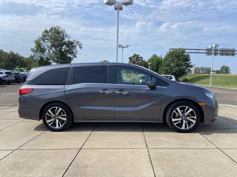 Used 2022 Honda Odyssey Touring image 13