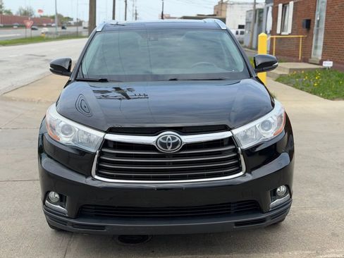 Used 2016 Toyota Highlander Limited Platinum AWD/4WD image 2