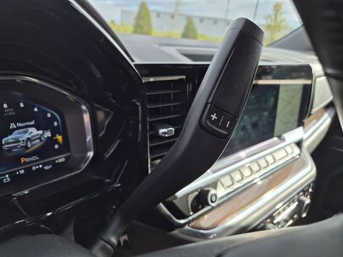 Used 2023 Chevrolet Silverado 1500 RST AWD/4WD image 23