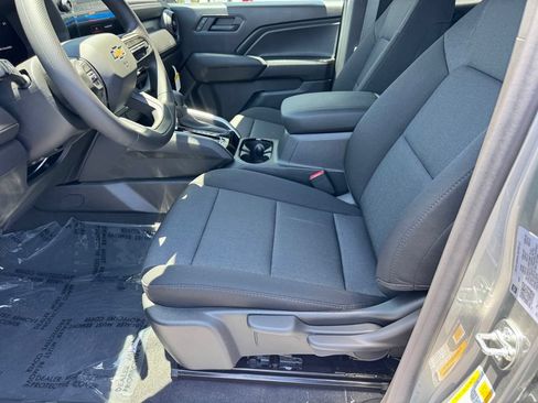 New 2026 Chevrolet Colorado W/T AWD/4WD image 18