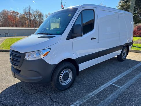 New 2026 Mercedes-Benz Sprinter 2500 image 3