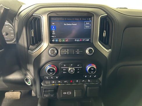 Used 2022 GMC Sierra 3500 Denali w/ Denali Ultimate Package image 22