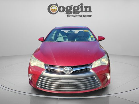 Used 2016 Toyota Camry LE FWD image 7