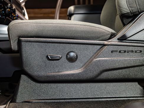 Used 2023 Ford F250 XLT w/ 360-Degree Camera Package AWD/4WD image 20