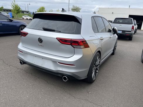 Used 2022 Volkswagen GTI SE FWD image 6