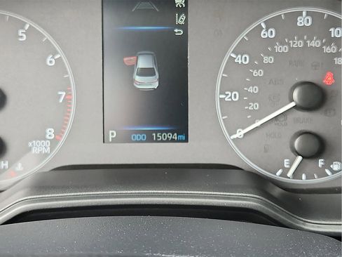 Used 2025 Toyota Corolla LE FWD image 17