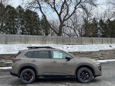 New 2026 Nissan Rogue SV w/ Rock Creek Premium Package image 3