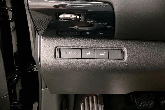 New 2026 Nissan Pathfinder SV FWD image 31