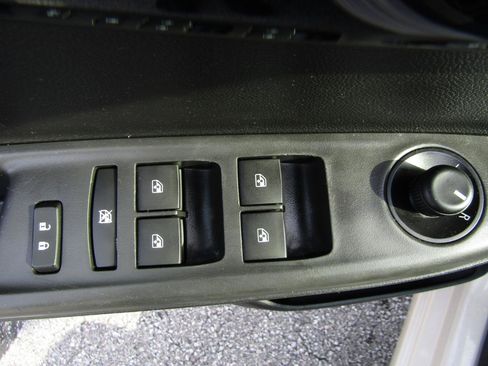 Used 2020 Chevrolet Spark LT FWD image 11
