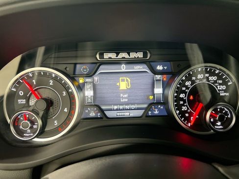New 2026 RAM 2500 Big Horn AWD/4WD image 12