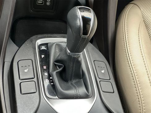 Used 2017 Hyundai Santa Fe Sport image 17