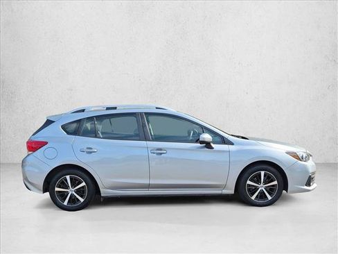 Used 2022 Subaru Impreza 2.0i Premium AWD/4WD image 4
