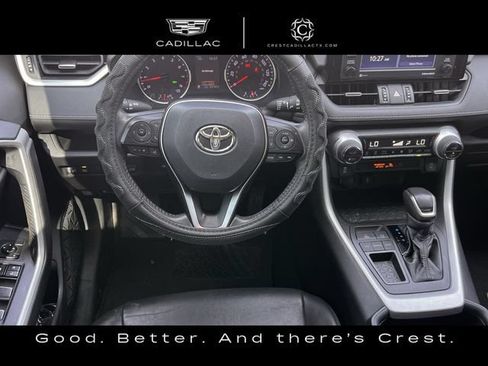 Used 2021 Toyota RAV4 XLE Premium FWD image 10