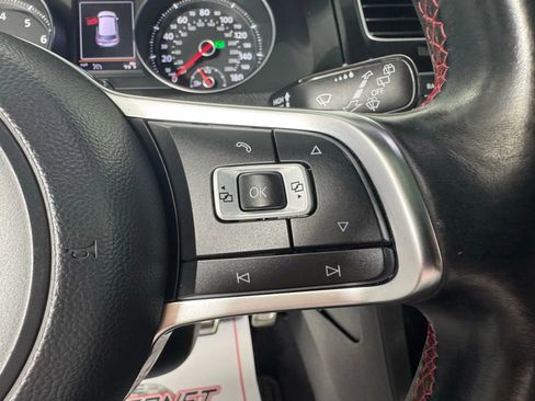 Used 2015 Volkswagen GTI SE w/ Lighting Package (SEL) image 16