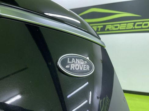 Used 2020 Land Rover Range Rover HSE image 14