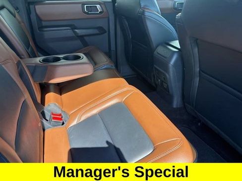 Used 2024 Ford Bronco Outer Banks w/ Sasquatch Package AWD/4WD image 41