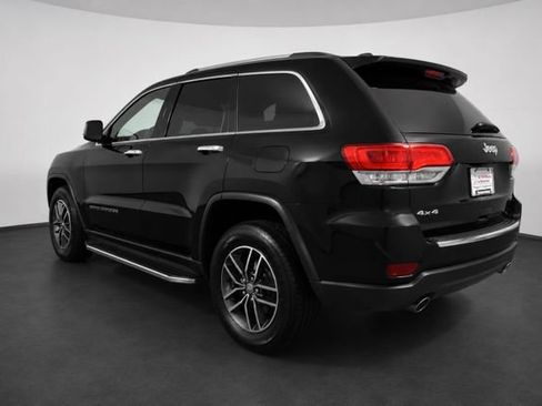 Used 2018 Jeep Grand Cherokee Limited AWD/4WD image 6