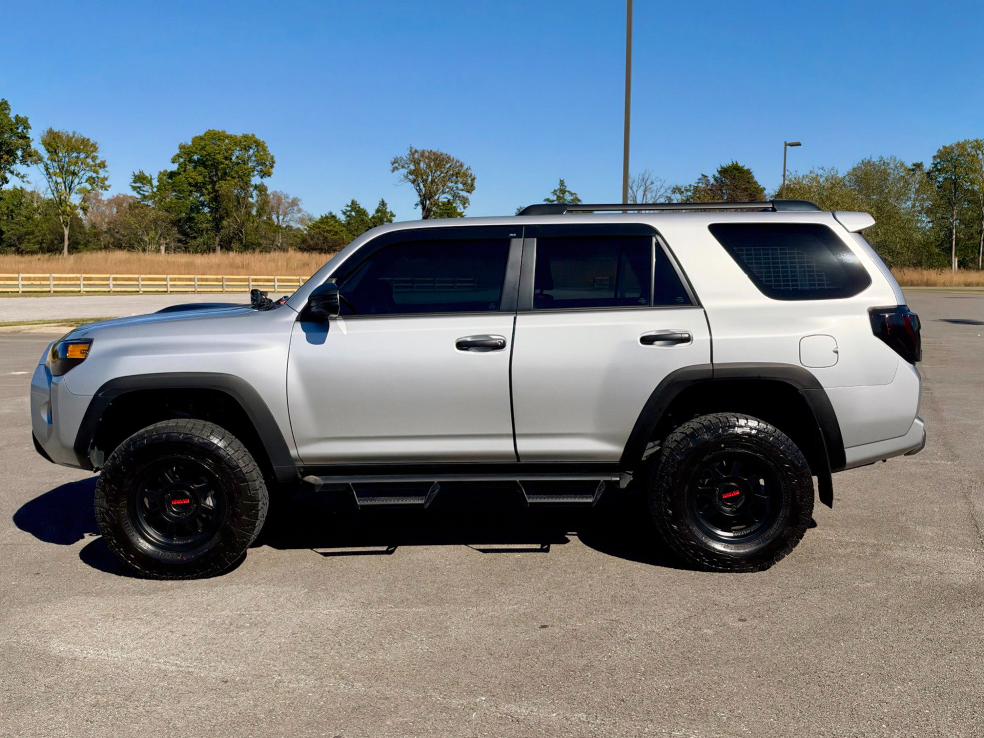 Used 2024 Toyota 4Runner TRD Off-Road Premium w/ Moonroof Package AWD/4WD image 7
