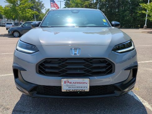 Used 2024 Honda HR-V Sport image 9