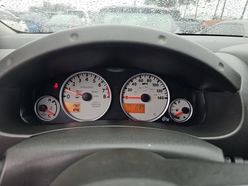 Used 2021 Nissan Frontier PRO-4X w/ Pro-4x Utility Package image 7