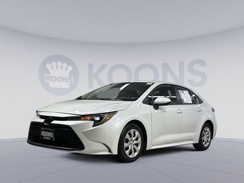 Used 2024 Toyota Corolla LE FWD image 1