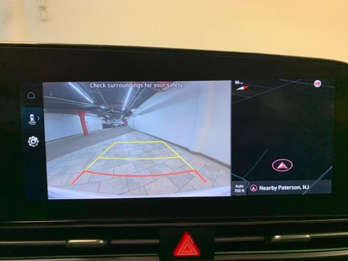 Used 2024 Hyundai Elantra SEL image 30