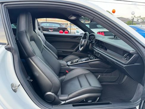 Used 2023 Porsche 911 Carrera 4 GTS w/ Premium Package AWD/4WD image 28