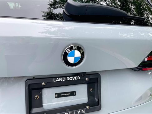 Used 2026 BMW X5 xDrive40i w/ M Sport Package AWD/4WD image 31