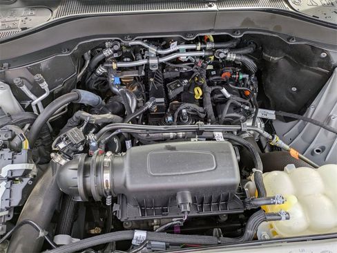 Used 2023 Ford Explorer XLT w/ Equipment Group 202A image 32